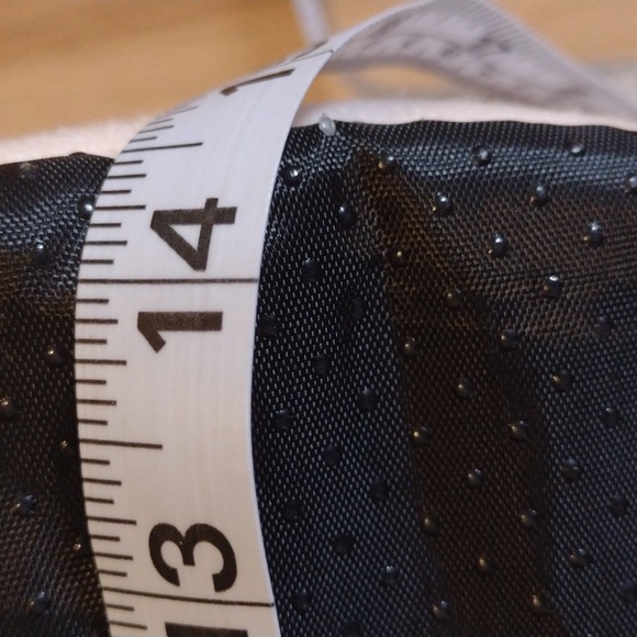 Pet Bed with bunny ears and tail size sm/med. dish & squeaky mouse inc. 14 x 14 - Picture 8 of 12